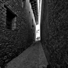 Ancha es Castilla... (y estrechos los callejones)